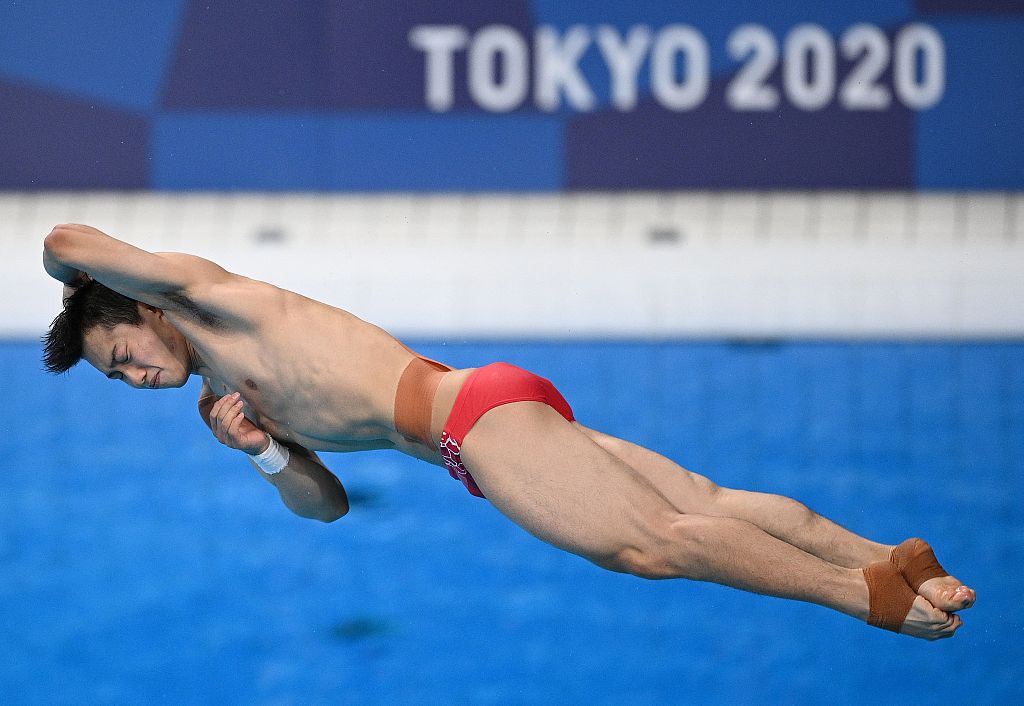 第30金！中国队包揽男子跳水3米板冠亚军，谢思埸夺金王宗源夺银