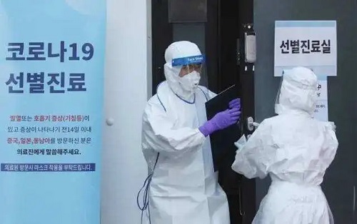 因发现传染力更强的变异株，韩国推迟实施新冠患者免隔离措施